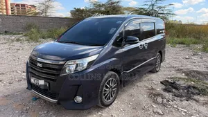 Toyota Noah 2018 Gray