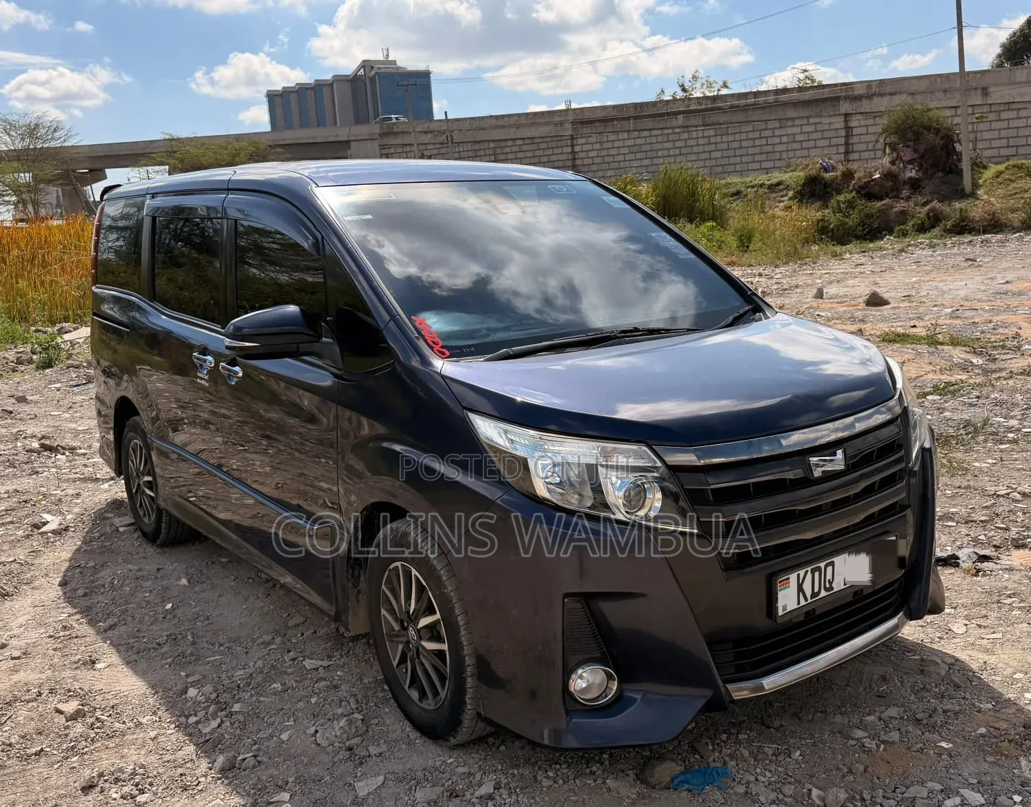 Toyota Noah 2018 Gray