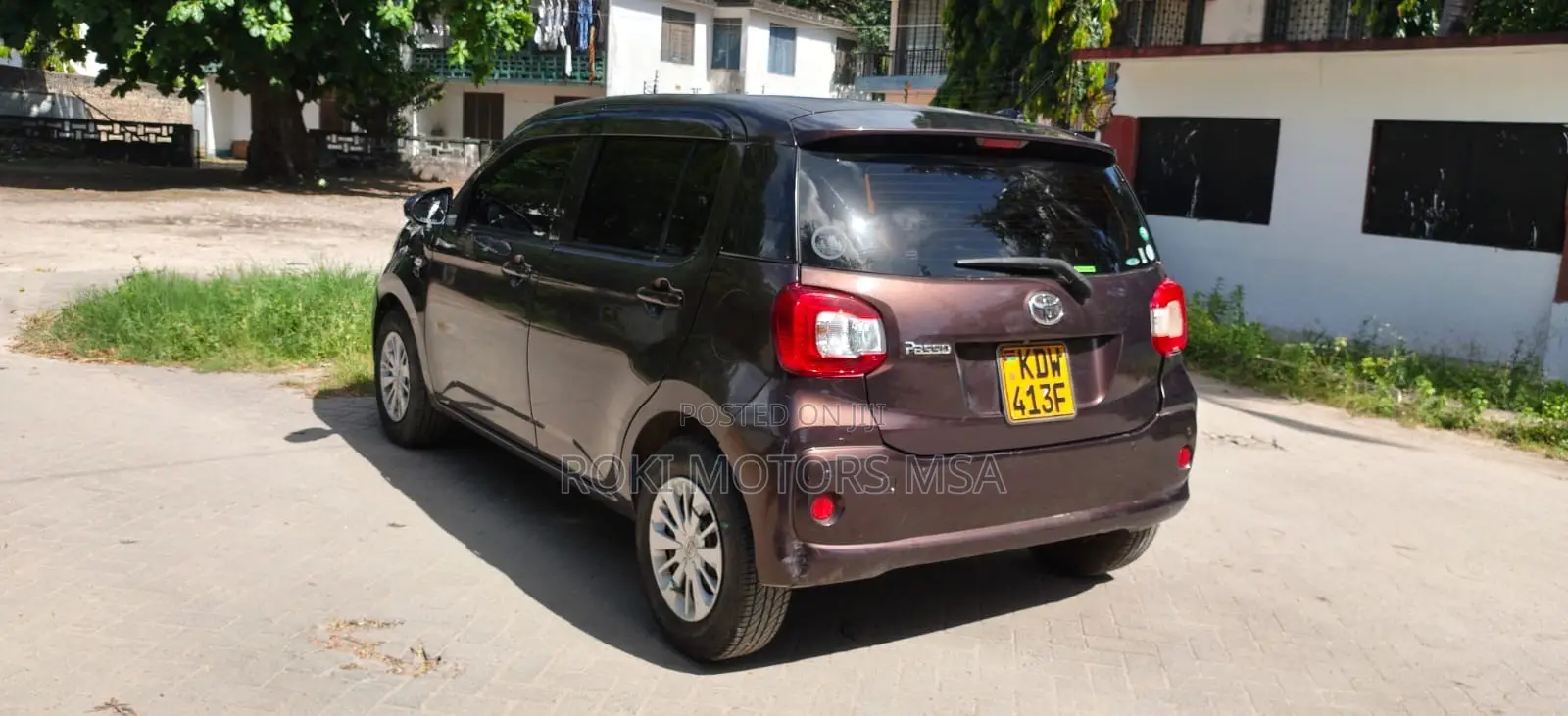 Toyota Passo 2018 Maroon