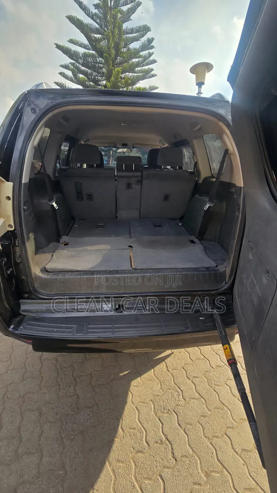 Toyota Land Cruiser Prado 2012