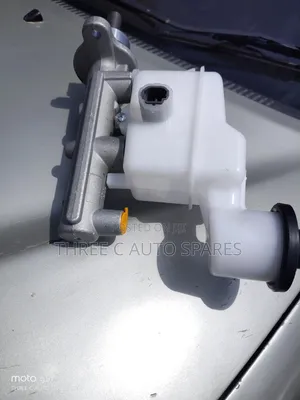 Toyota Vigo Master Cylinder