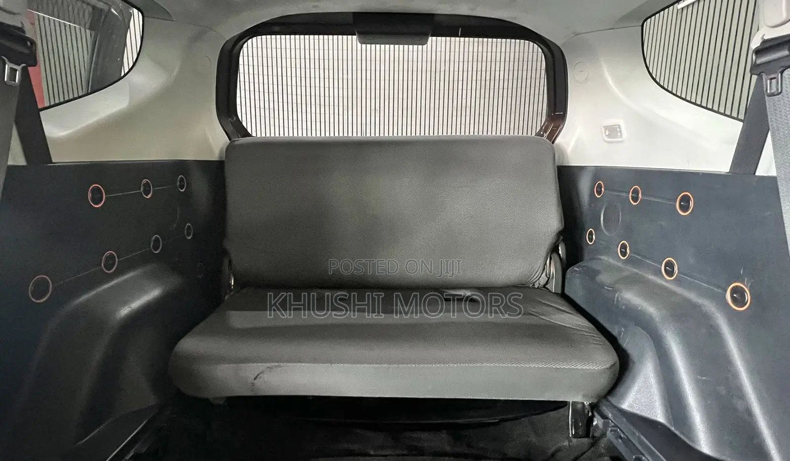 Toyota Sienta 2019 Brown