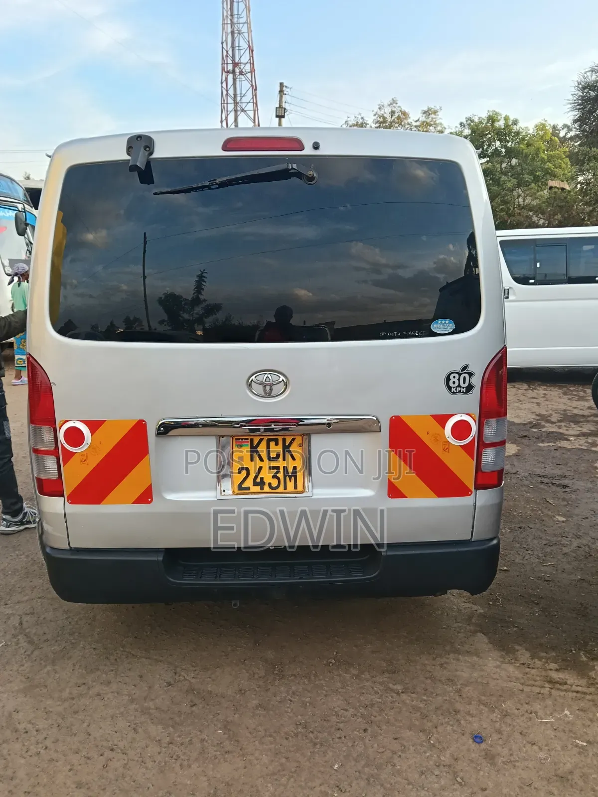 Toyota HiAce 2011 Silver