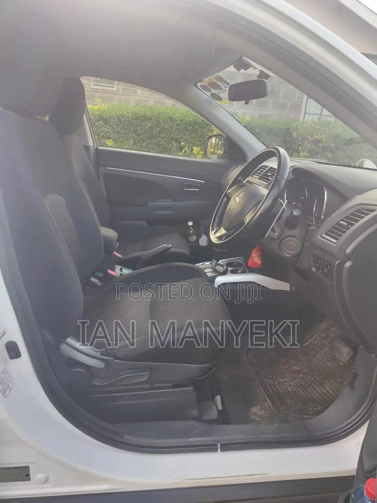 Mitsubishi RVR 2013 White