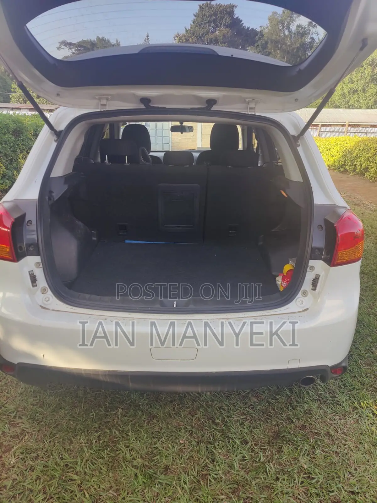 Mitsubishi RVR 2013 White