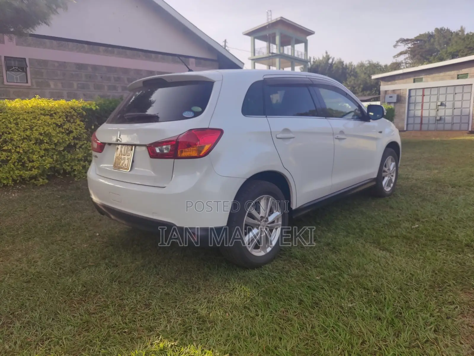 Mitsubishi RVR 2013 White