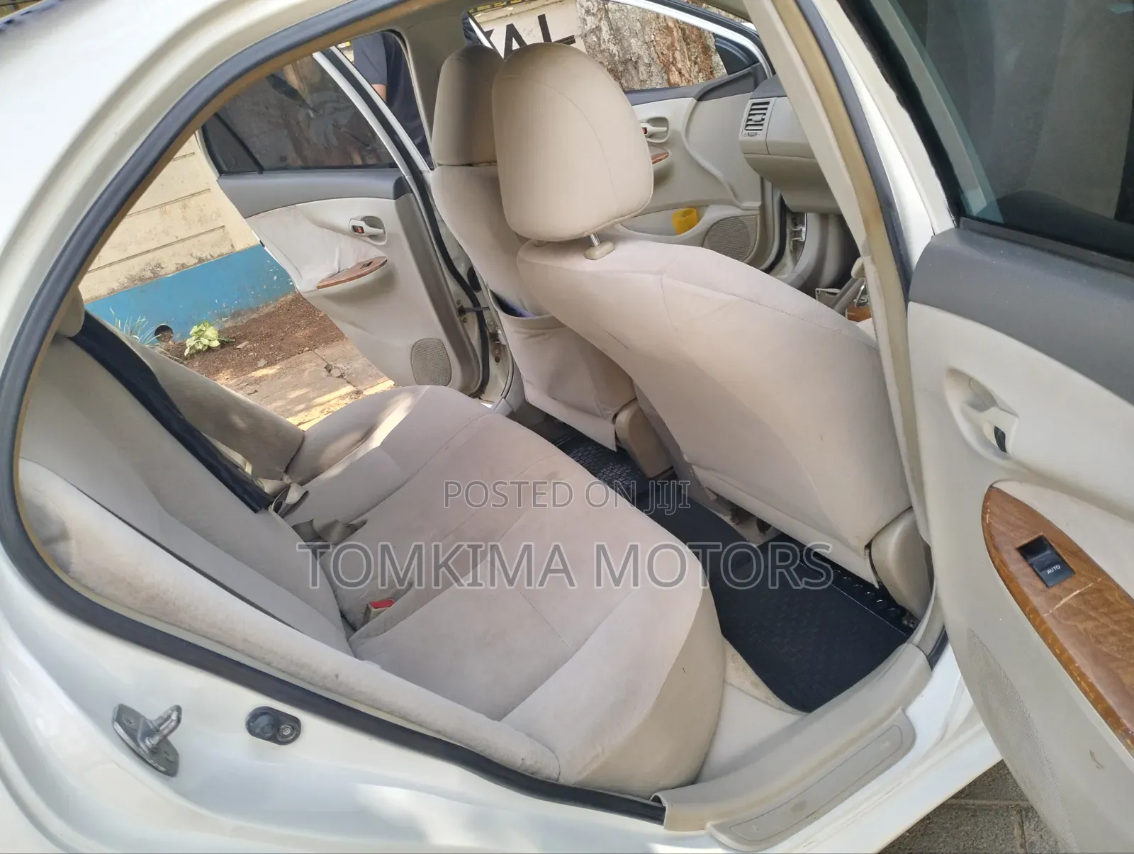 Toyota Axio 2011 White