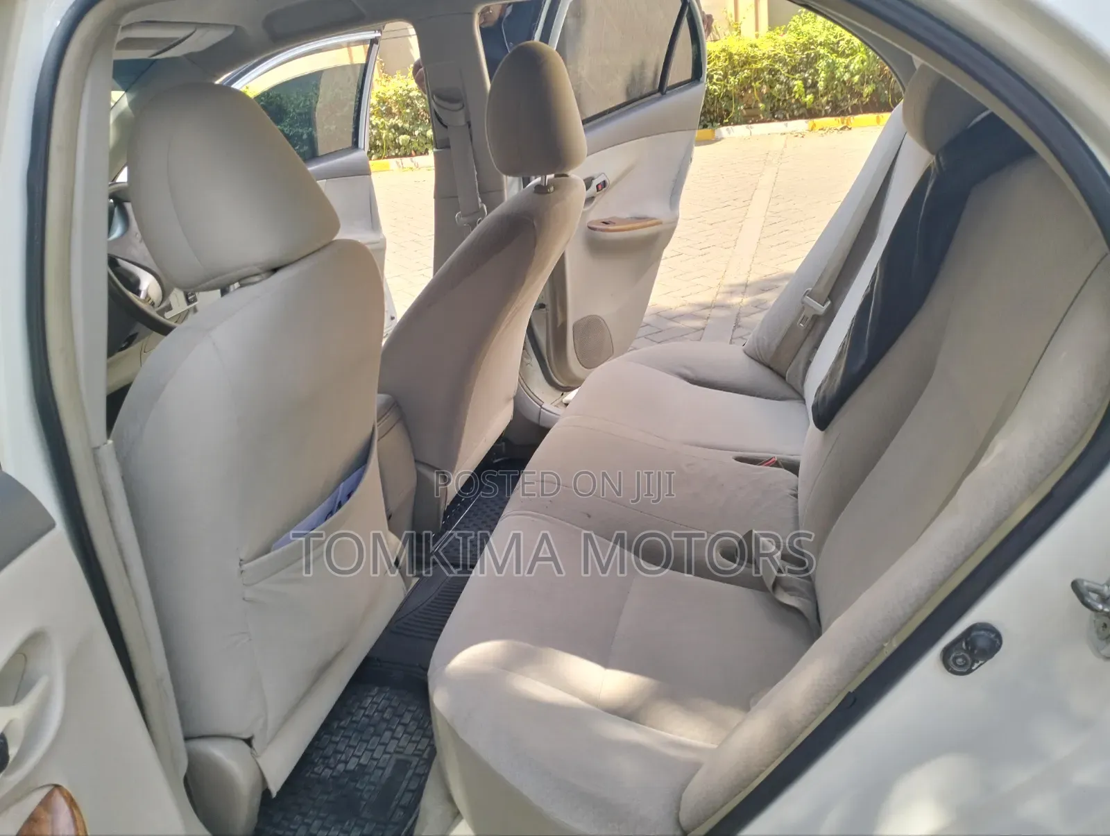Toyota Axio 2011 White