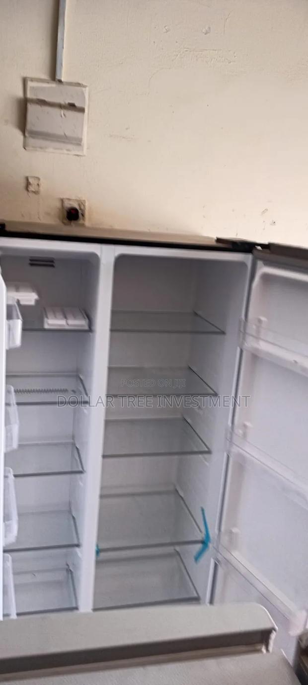 Refrigerator - thumbnail 3