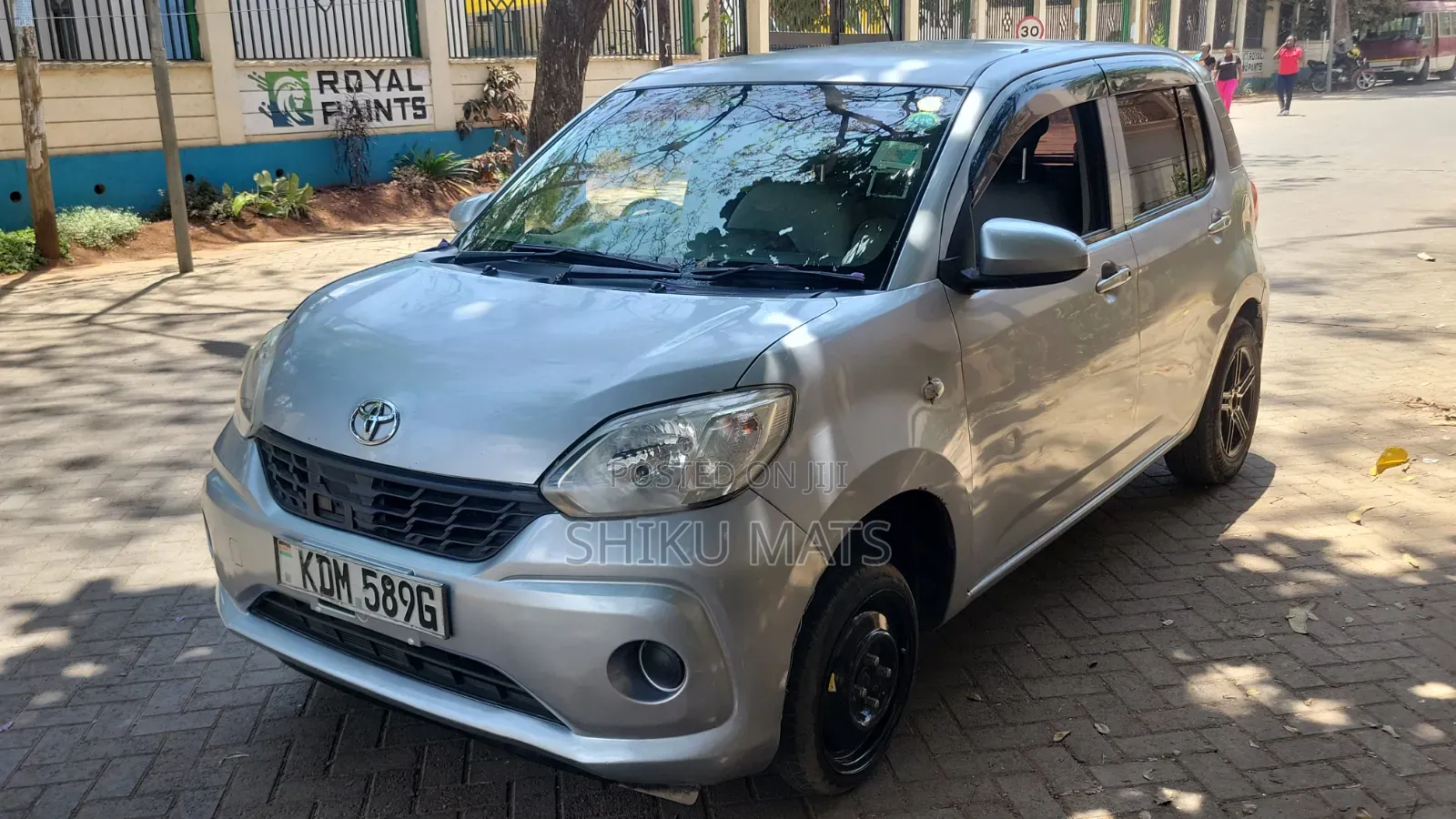 Toyota Passo 2016 Silver