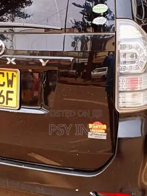 Toyota Voxy V 2WD 8-Seater 2011 Black