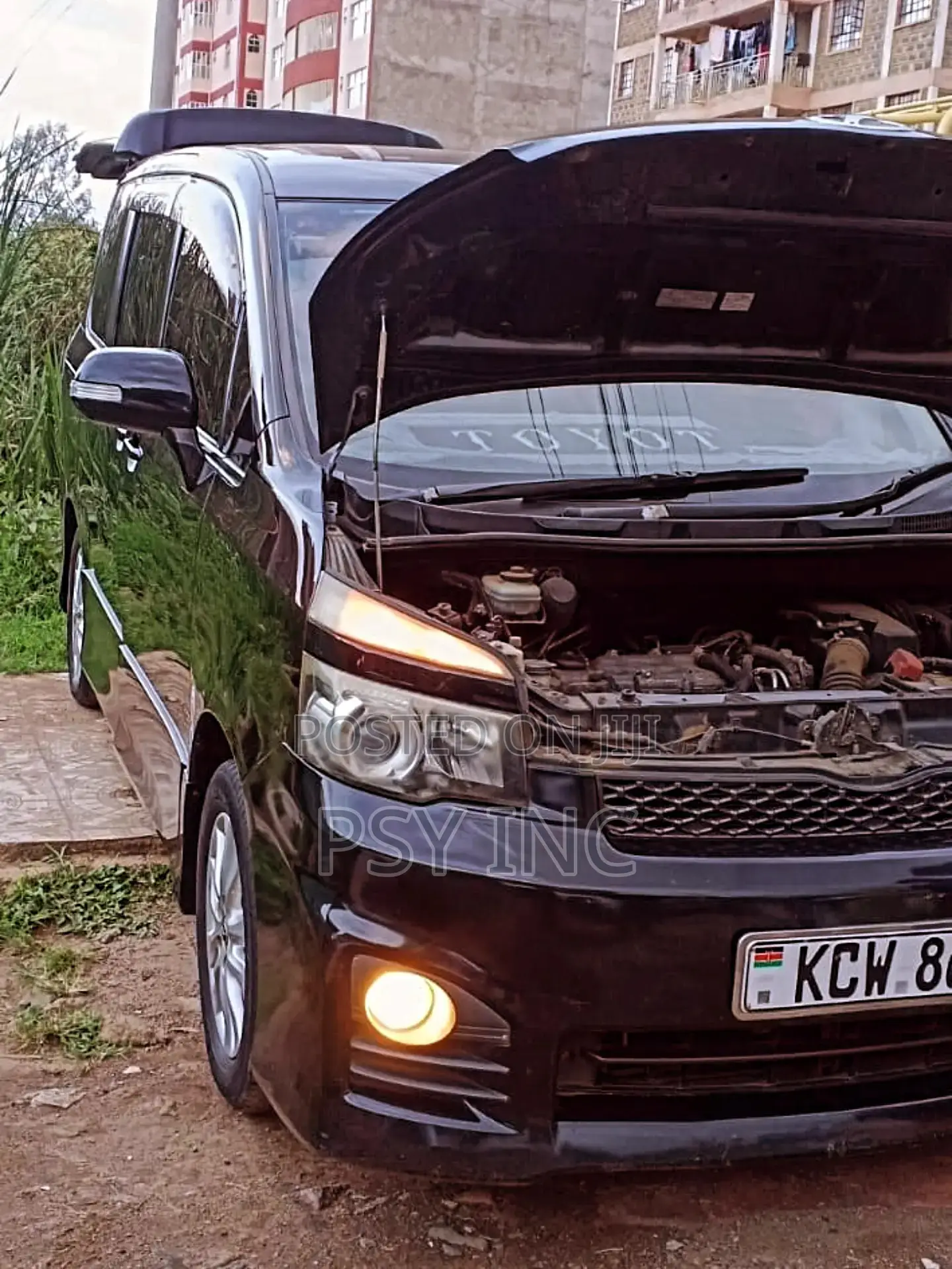 Toyota Voxy V 2WD 8-Seater 2011 Black