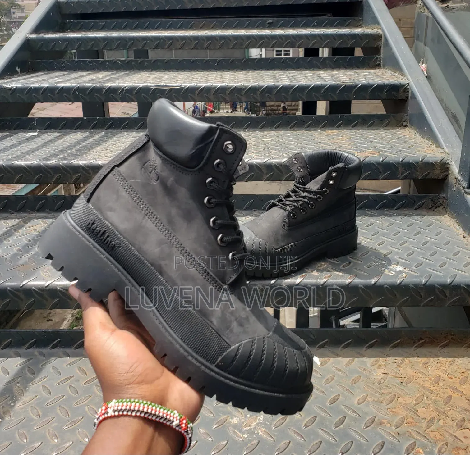 Plain Beeline Boots