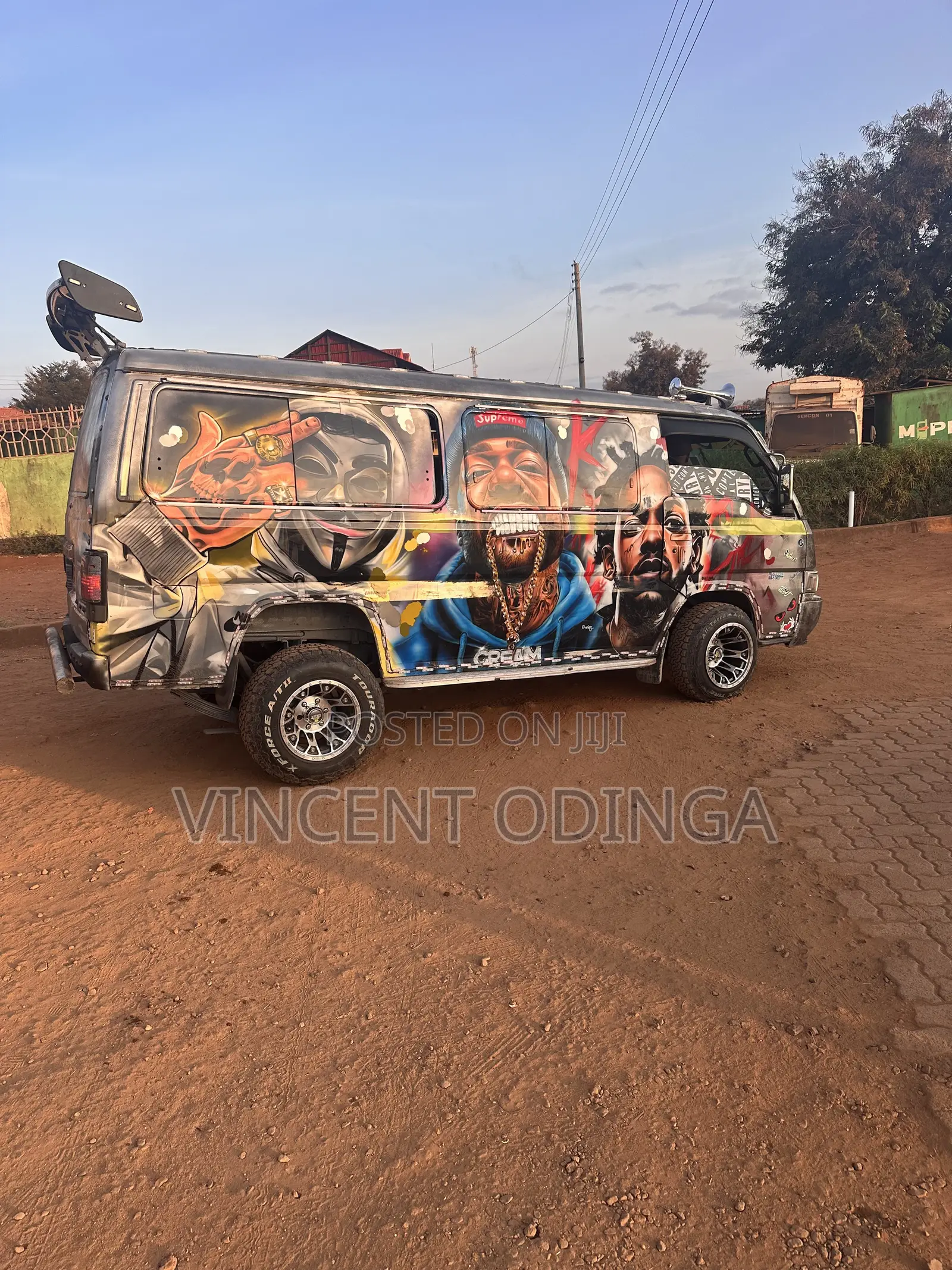 Nissan Caravan (Urvan) 2019 Black