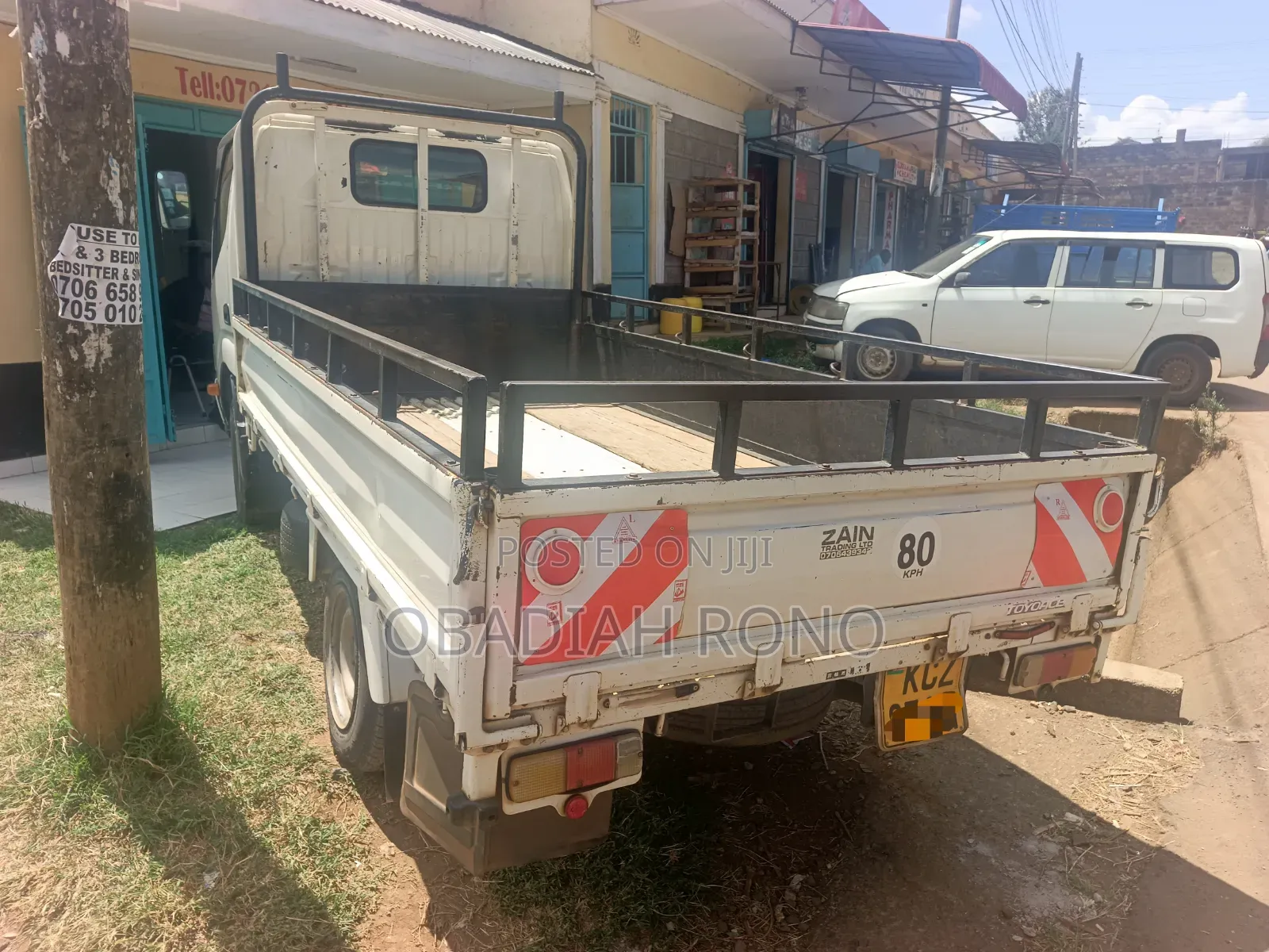 Toyota Dyna 2014 White