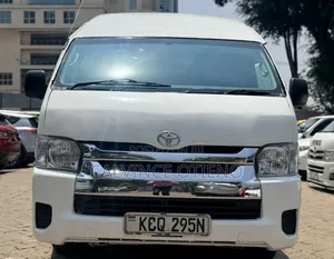 Toyota HiAce 2012 White