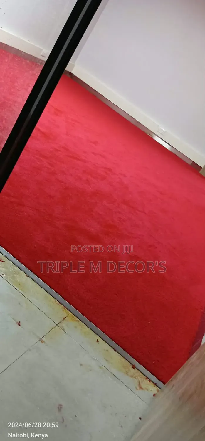 Elegant 8mm Red USA Wall to Wall Carpet for Office Decor