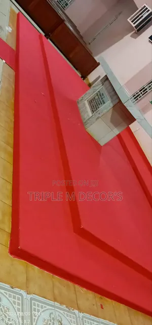 Red Carpet Stage 4mm Delta Wall to Wall for Church