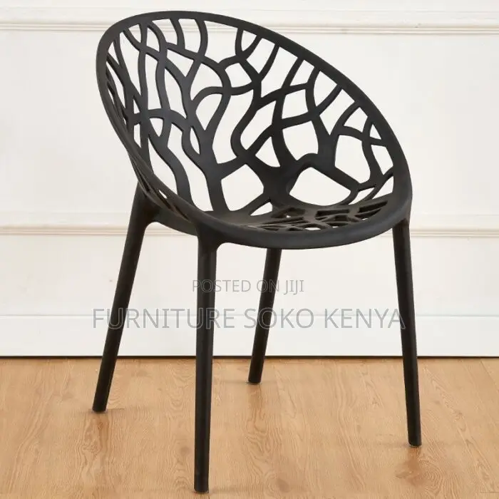 Dining Chair : Stackable Restaurant & Café Plastic Chairs