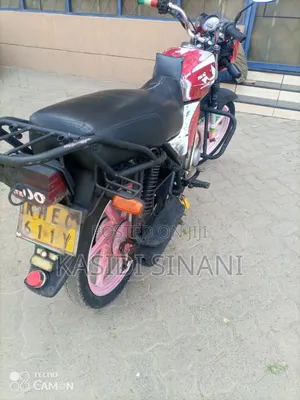 Honda CB 2019 Red