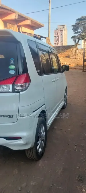 Suzuki Solio 2015 White