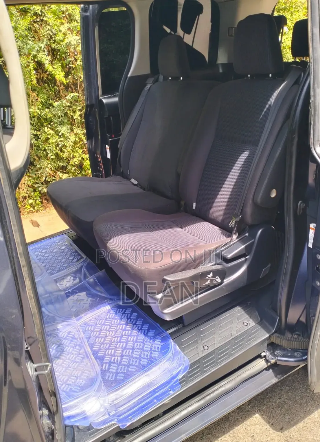 Toyota Voxy 2015 Burgundy