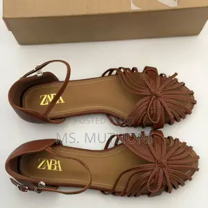Chic, Low-Heel Strappy Cage Sandals :37-41