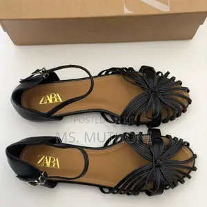 Chic, Low-Heel Strappy Cage Sandals :37-41