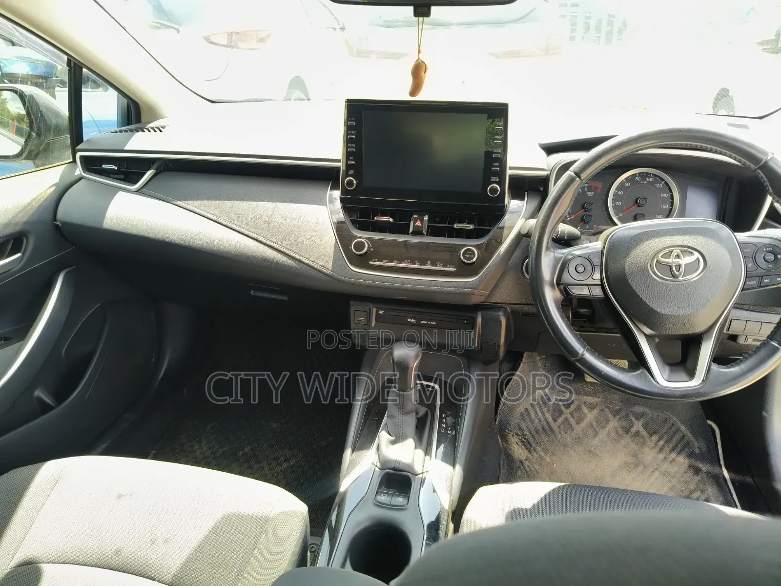 Toyota Corolla 2020 White