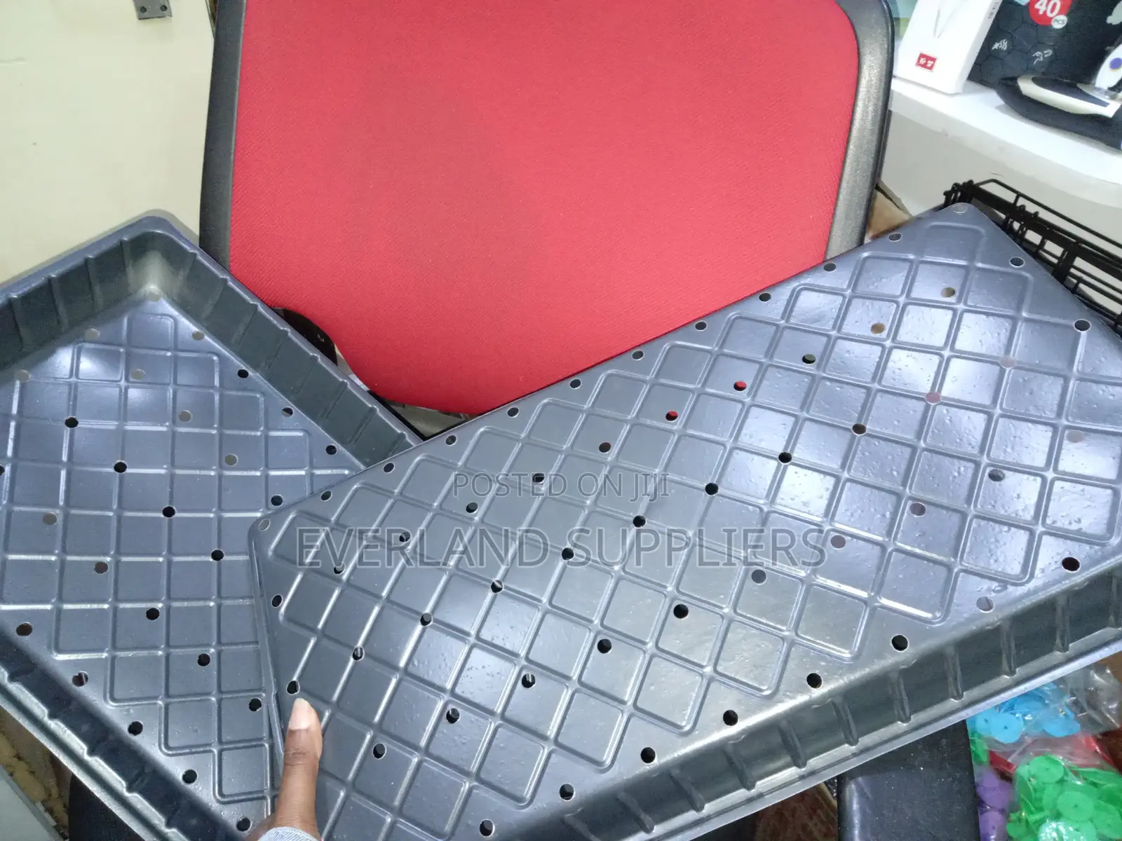 Open-Drainage Hydroponic Trays - With Holes