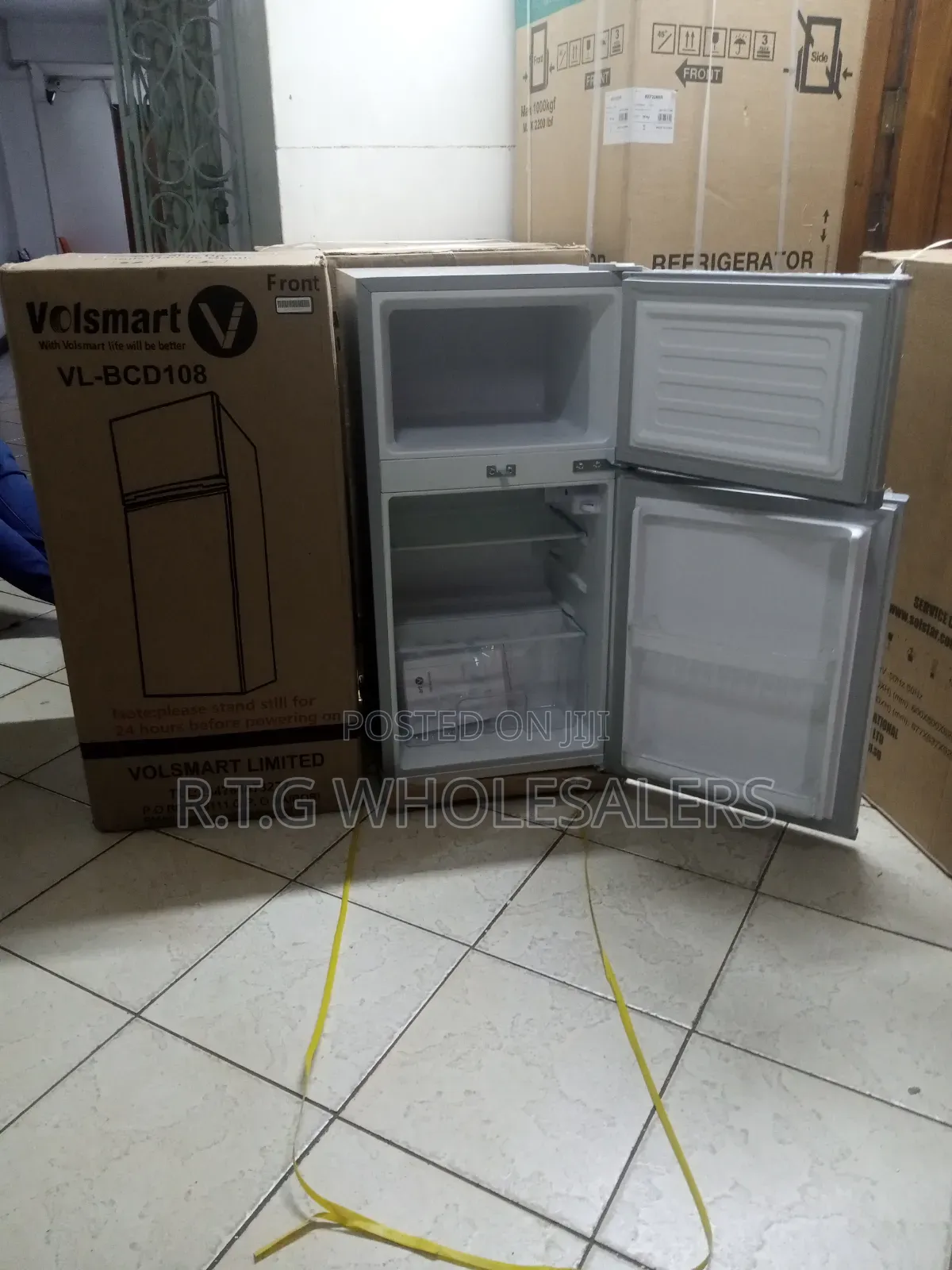 Volsmart 108L Compact Single Door Refrigerator