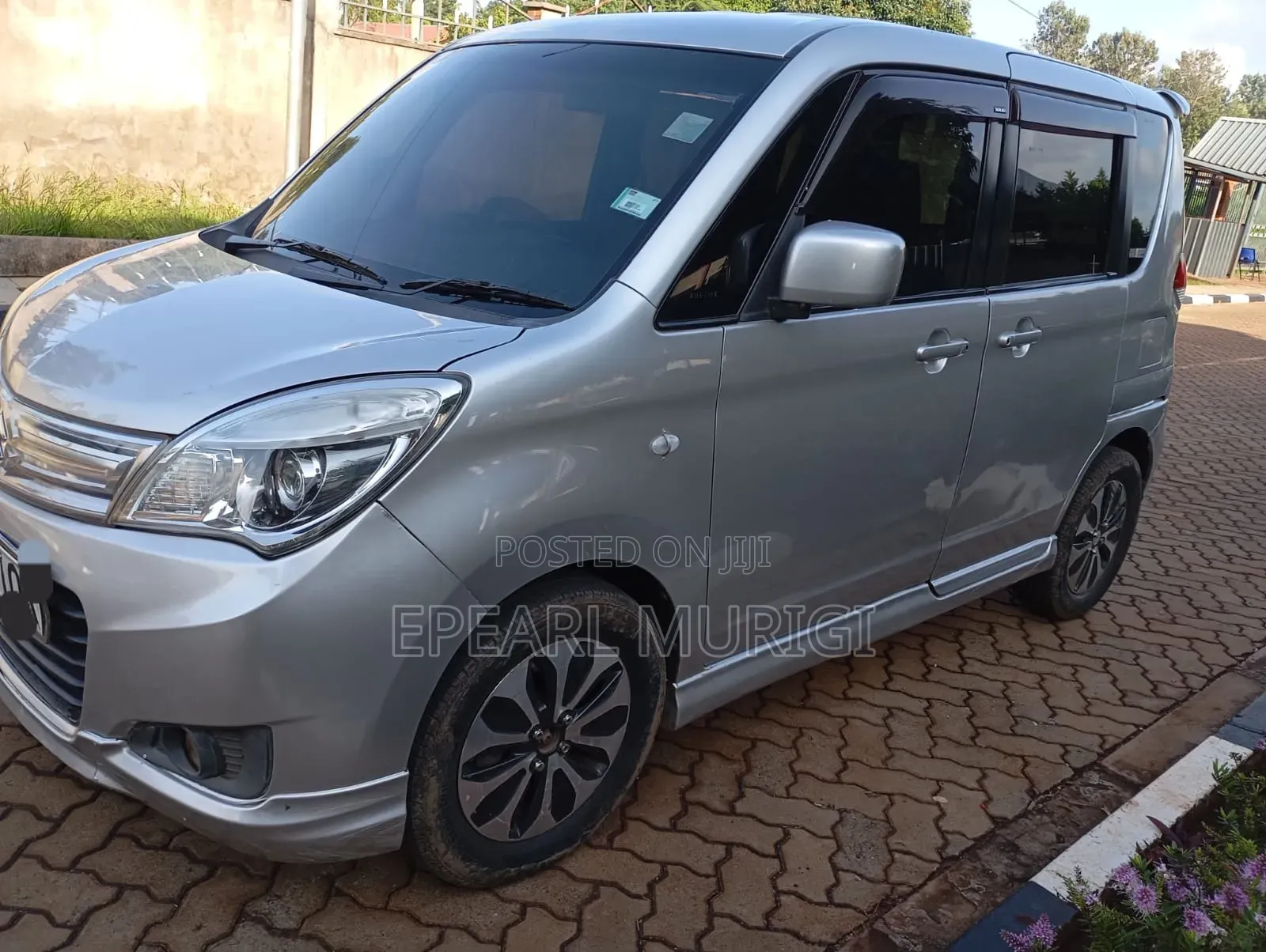 Suzuki Solio 2015 Silver