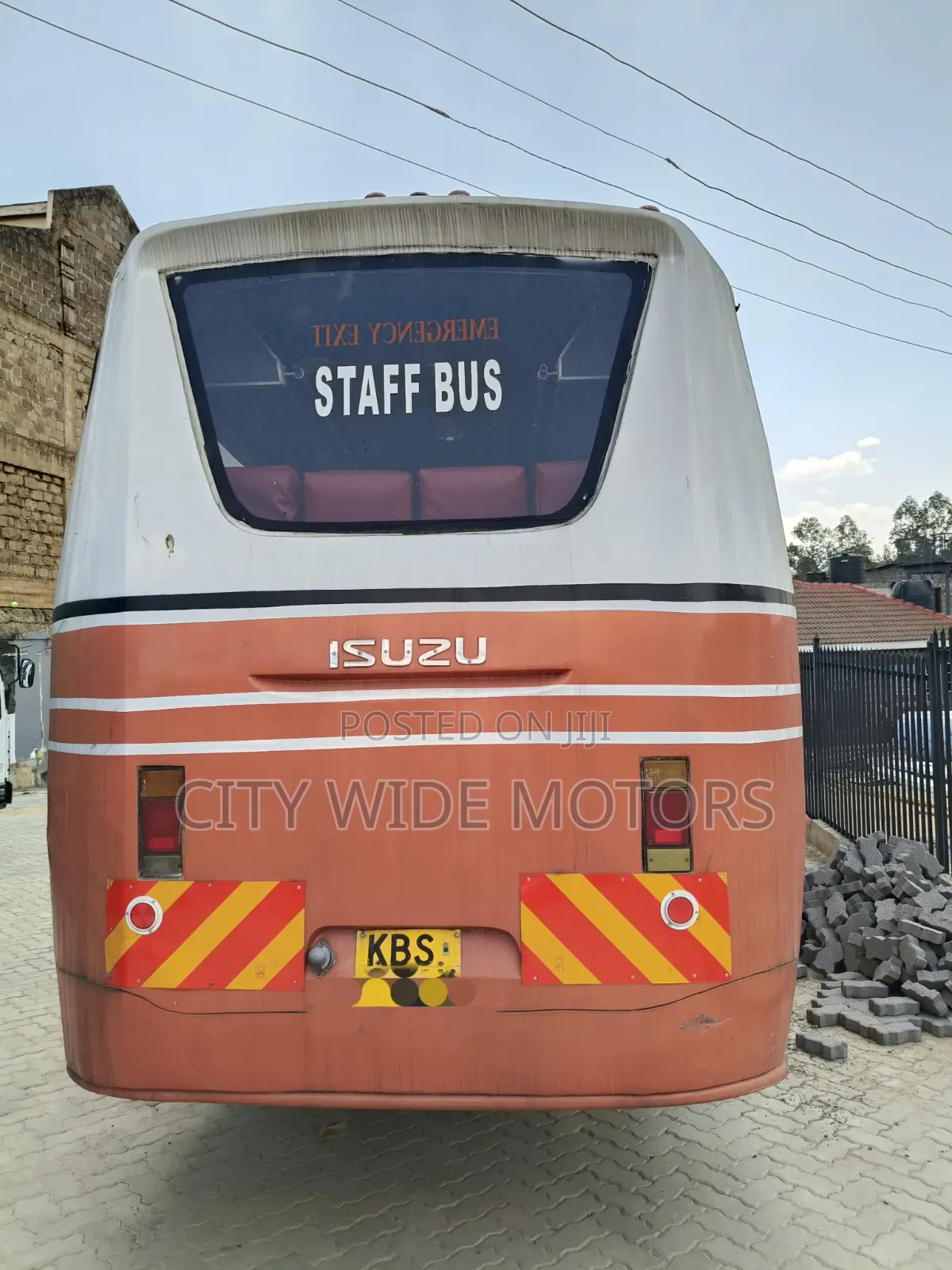 Isuzu FRR 2013 White