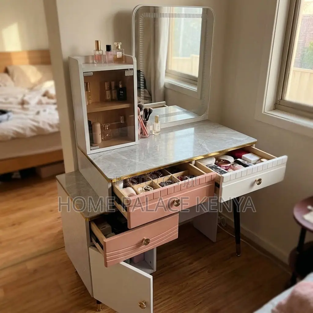 Vanity Set; LED Square Mirrored Vanity Set