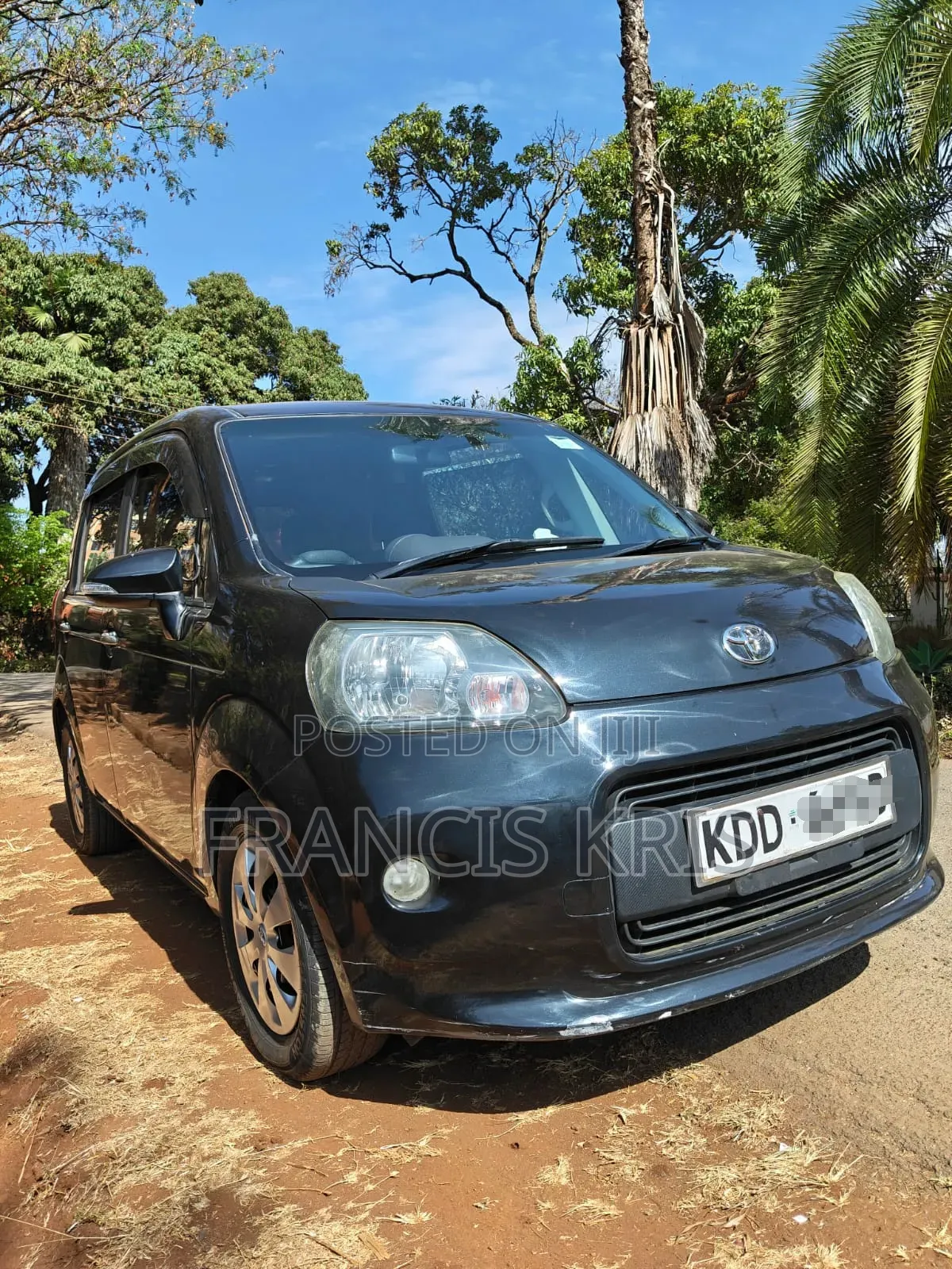 Toyota Porte 2013 Black