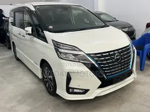 Nissan Serena 2019 Beige