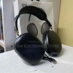 P9 Over Ear Bluetooth Headphones With Modern Wireless Design