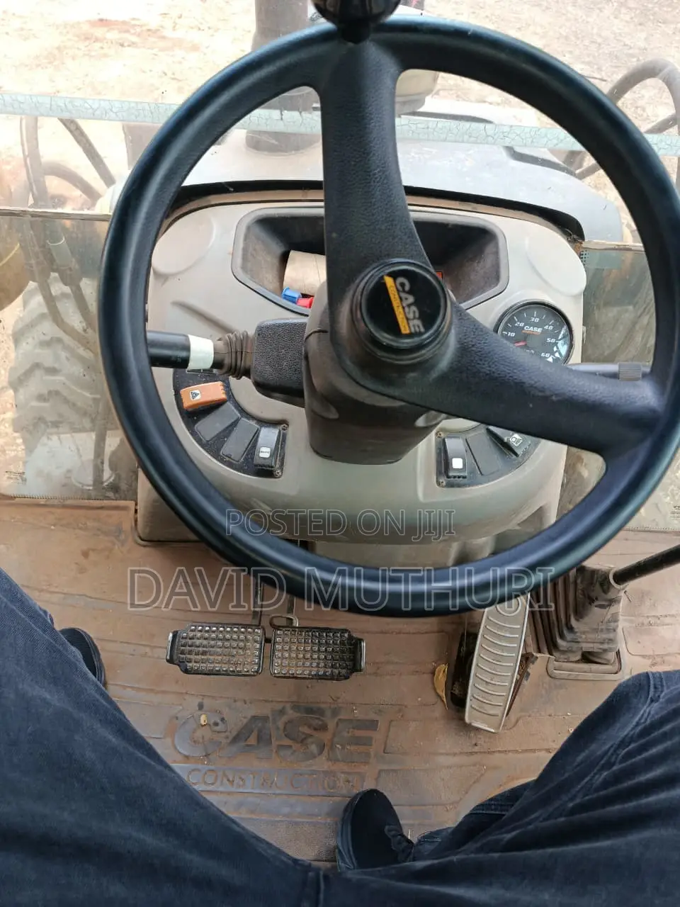 CASE 770 EX-SS Backhoe Loader 2019 - Clean