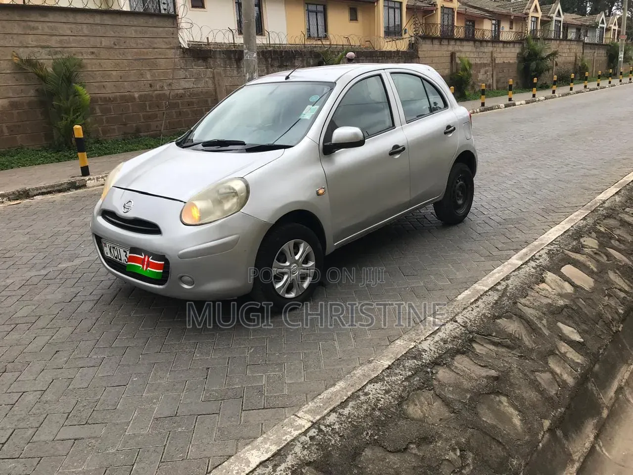Nissan March 2012 Silver