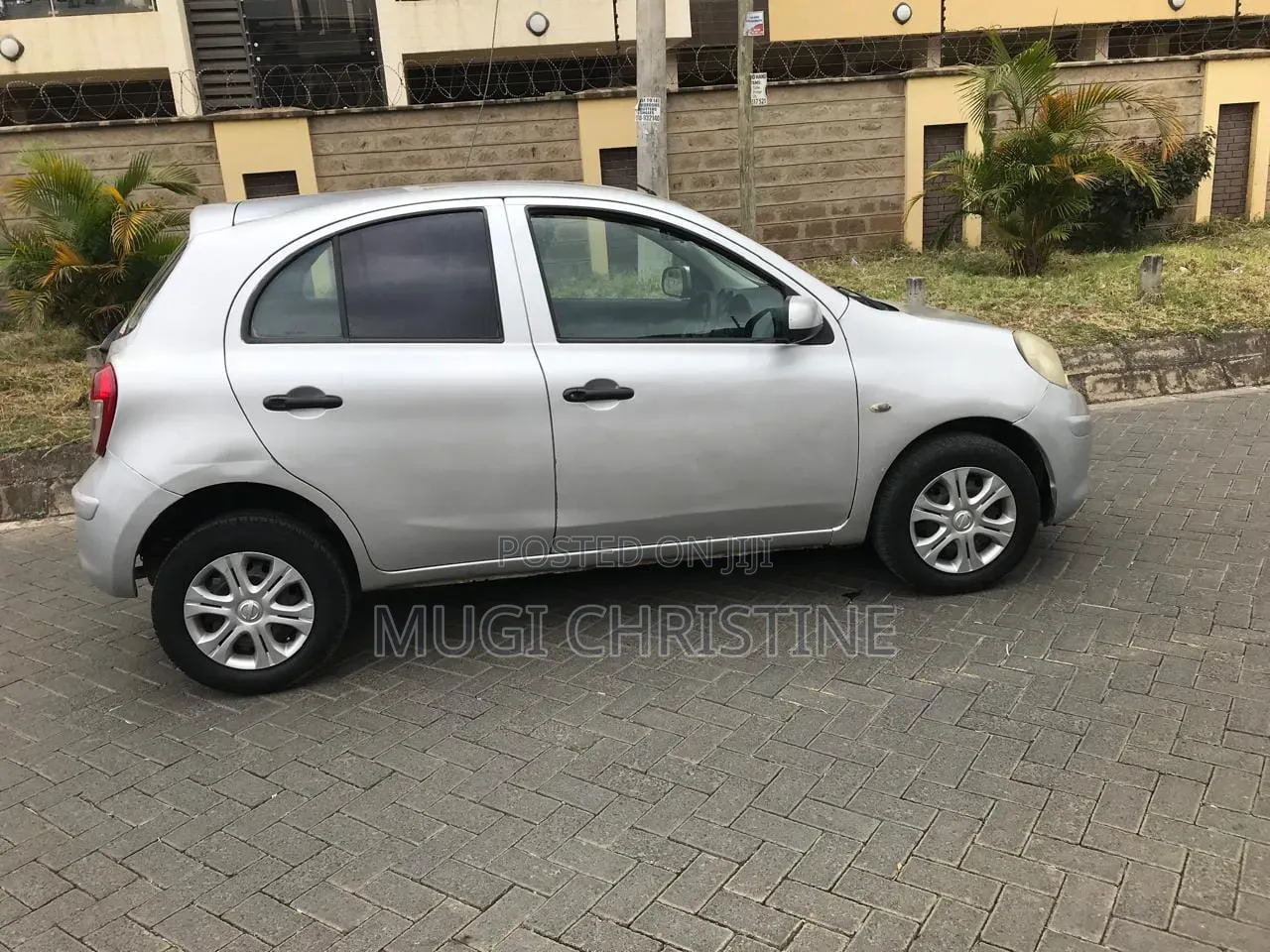 Nissan March 2012 Silver