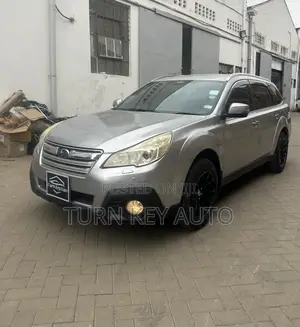 Subaru Outback 3.6R 2012 Silver