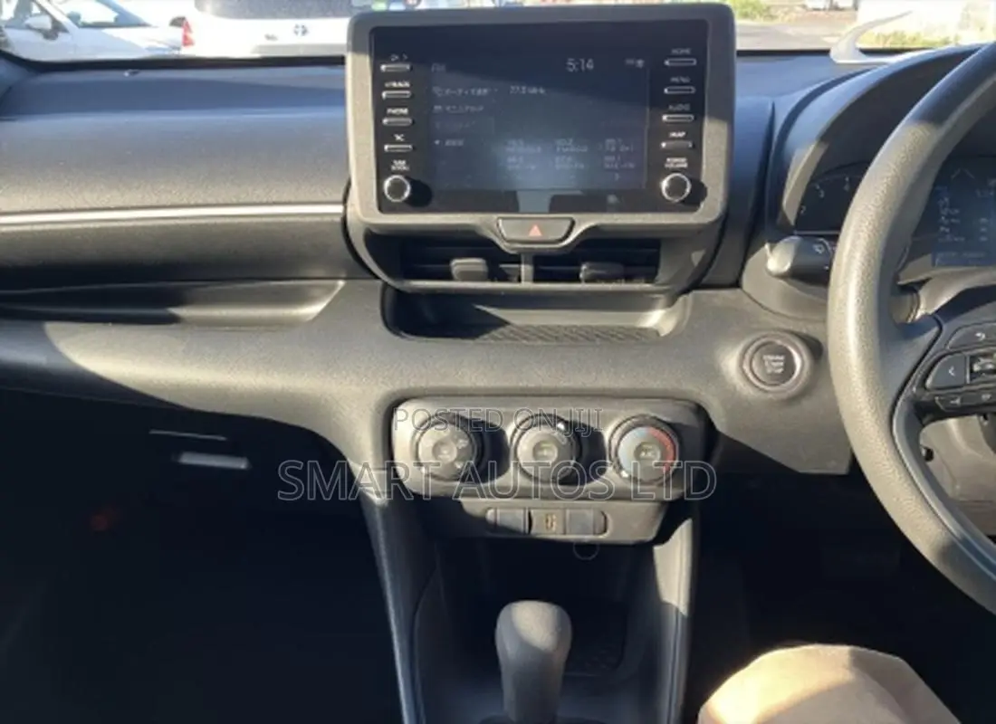 Toyota Yaris 2020 White
