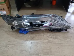 Harrier 2014 ZSU60/ZSU65 Headlight