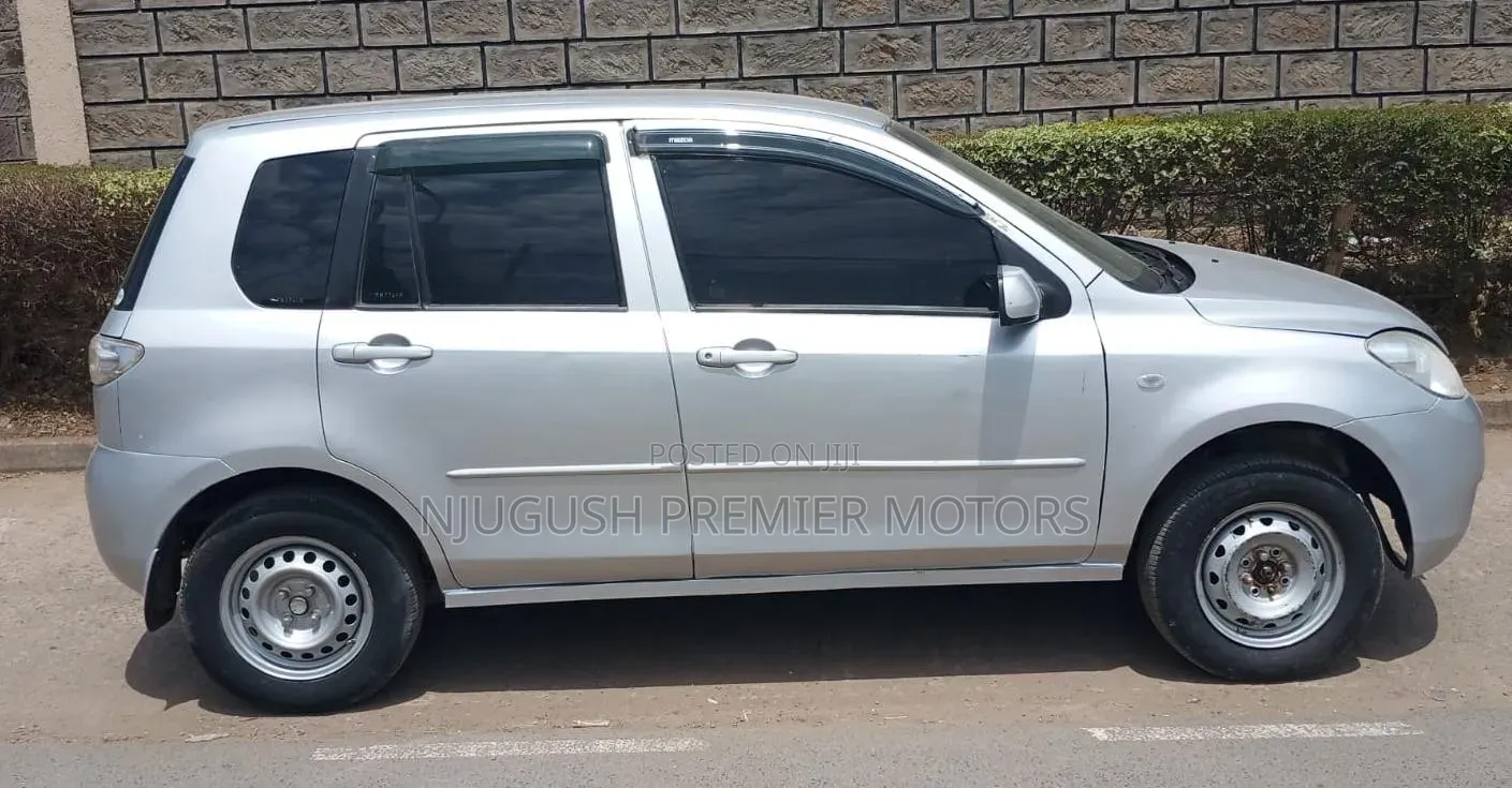 Mazda Demio 2007 Silver