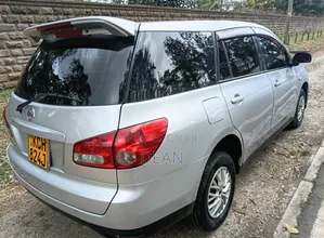 Nissan Wingroad 2009 Silver