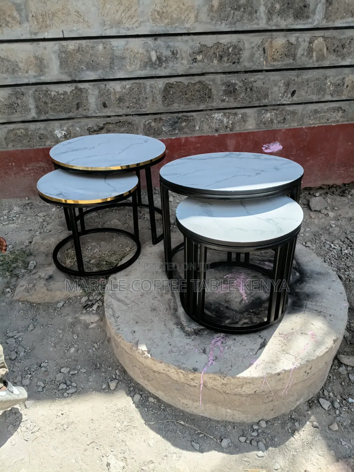 Round Nesting Marble Coffee Tables