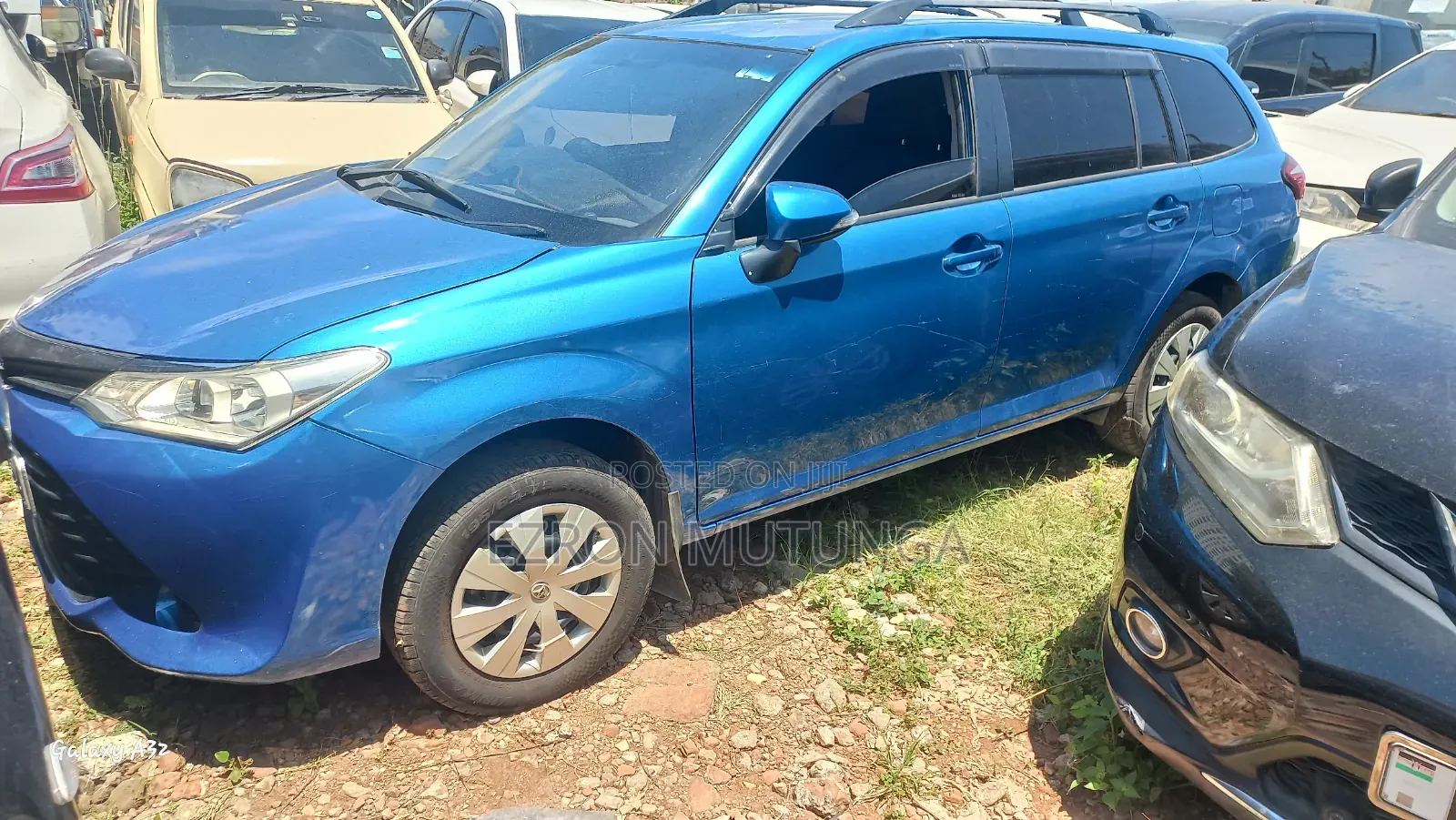 Toyota Corolla Fielder 2017 Blue