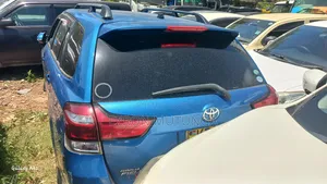 Toyota Corolla Fielder 2017 Blue