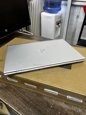 Laptop HP EliteBook 845 G7 8GB AMD Ryzen 7 SSD 256GB