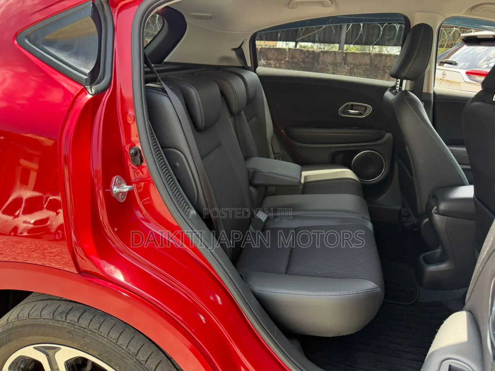 Honda Vezel 2020 Red